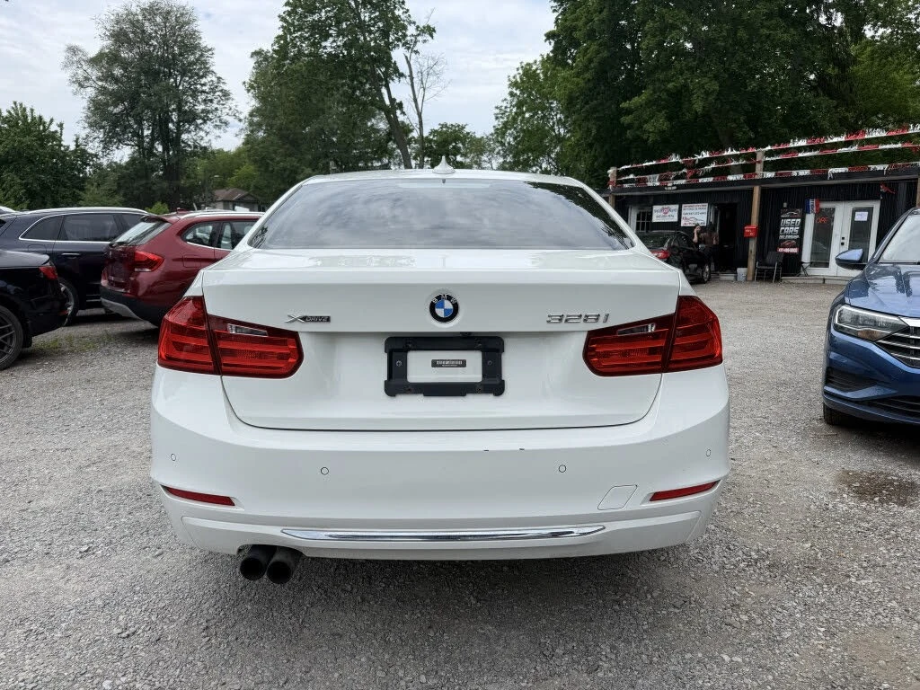 BMW 328 xDrive * АвтоКредит * (ЦЕНА ДО БГ), снимка 5 - Автомобили и джипове - 55580597