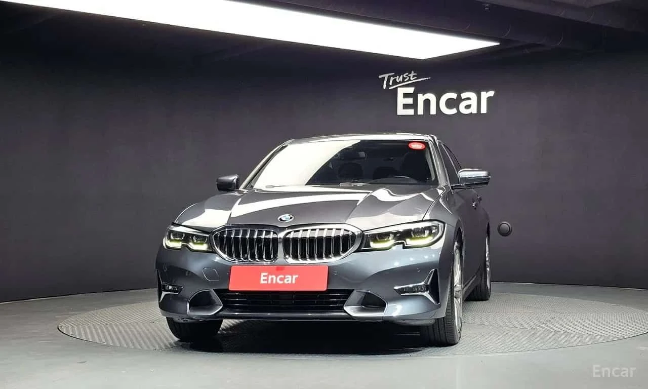 BMW 330 i xDrive Luxury | АВТОФИНАНСИРАНЕ, снимка 3 - Автомобили и джипове - 55709344