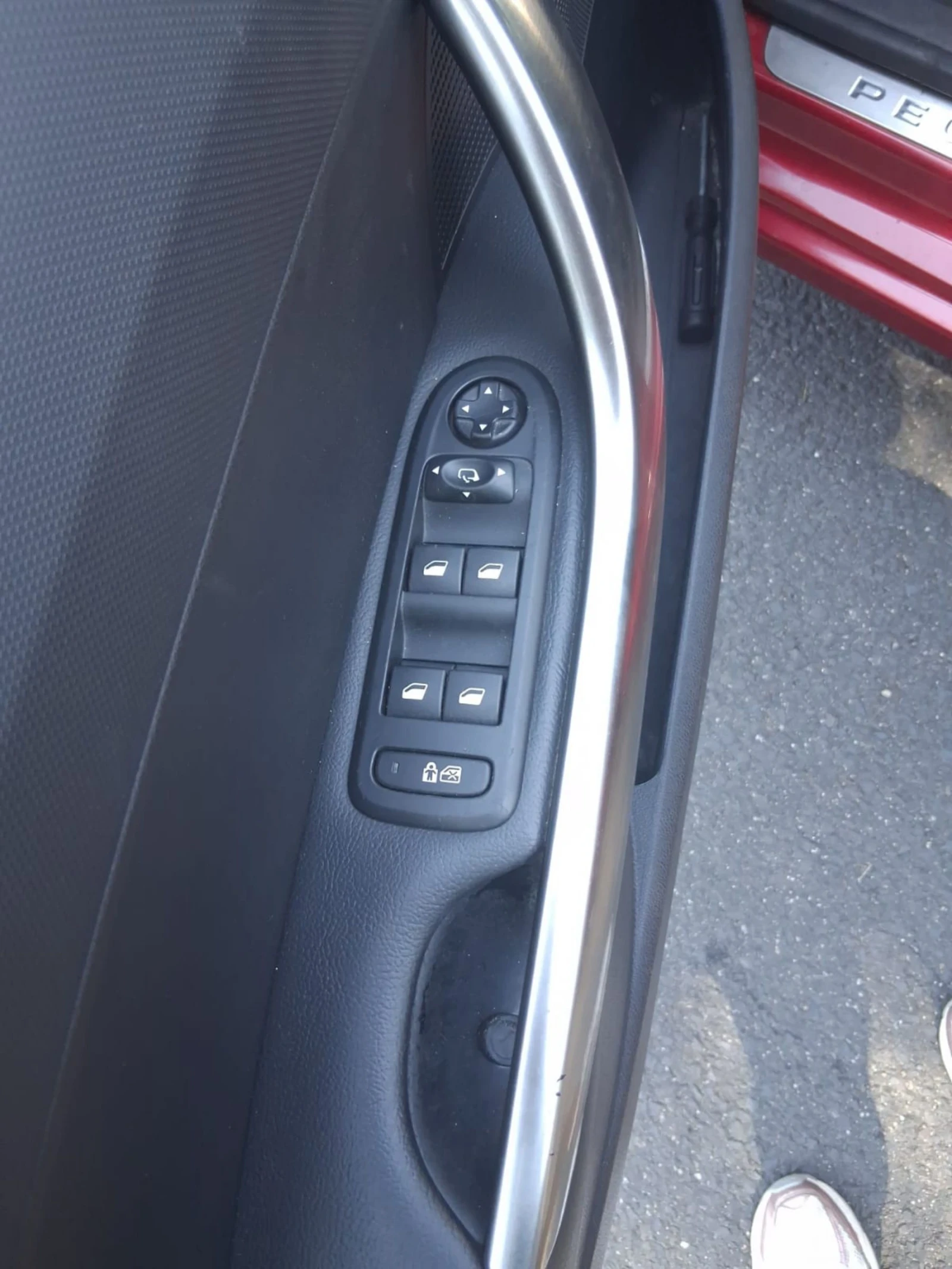 Peugeot 308 1.6HDI, снимка 7 - Автомобили и джипове - 55903098