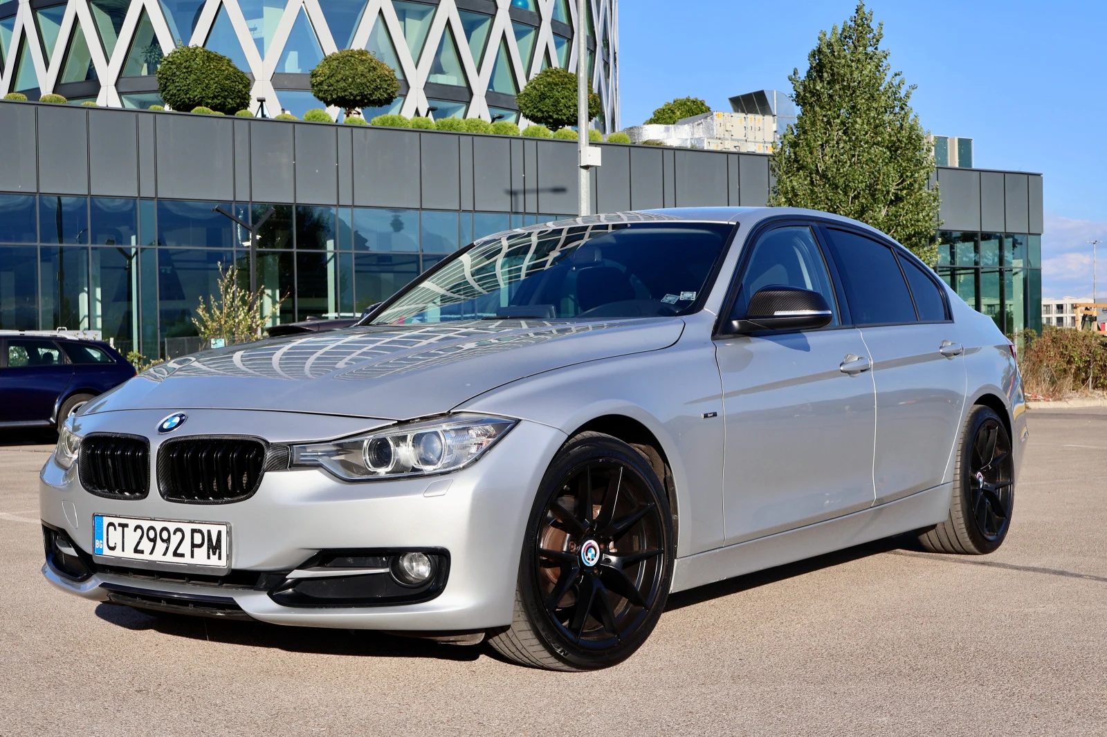 BMW 320 - Digital