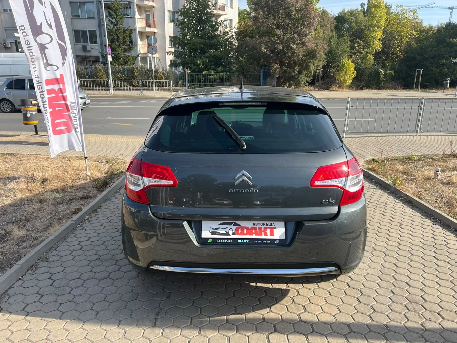 Citroen C4 1.6HDi, снимка 5 - Автомобили и джипове - 56406638