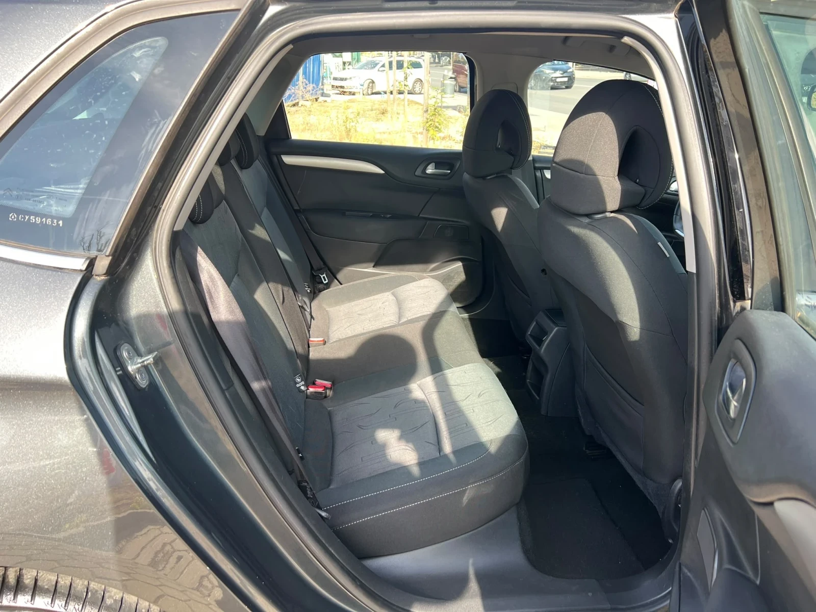 Citroen C4 1.6HDi, снимка 12 - Автомобили и джипове - 56406638