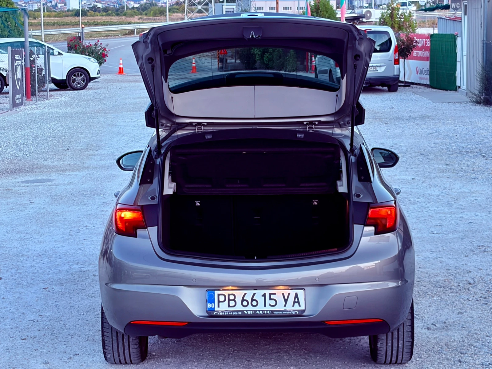 Opel Astra FACELIFT, снимка 15 - Автомобили и джипове - 56511805
