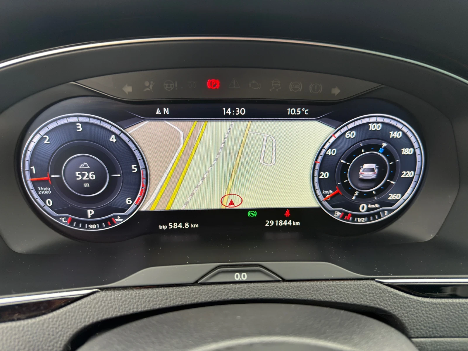 VW Passat Executive 2.0 TDI | Distronic | Digital | DSG | , снимка 10 - Автомобили и джипове - 56682293