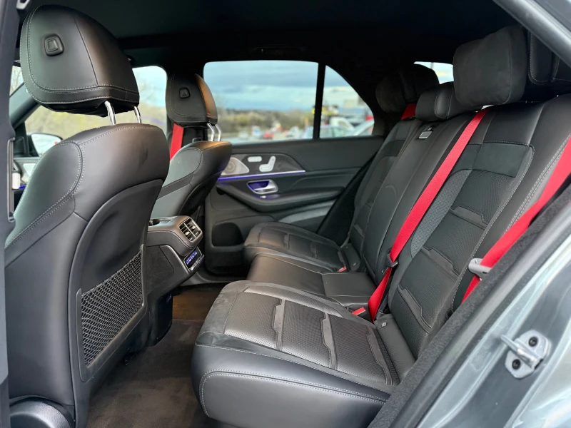 Mercedes-Benz GLE 63 S AMG * 22"* PANO* BURM* 360* HUD* CARBON* DISTR* , снимка 15 - Автомобили и джипове - 52482652