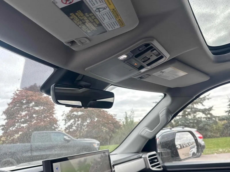 Toyota Tundra * Limited Hybrid * CARFAX * ЦЕНА ДО БГ, снимка 14 - Автомобили и джипове - 52834667