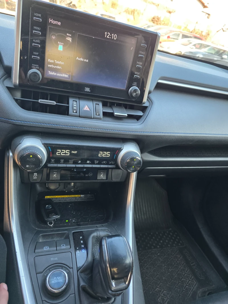 Toyota Rav4 2.5 Hybrid AWD, снимка 10 - Автомобили и джипове - 52859712
