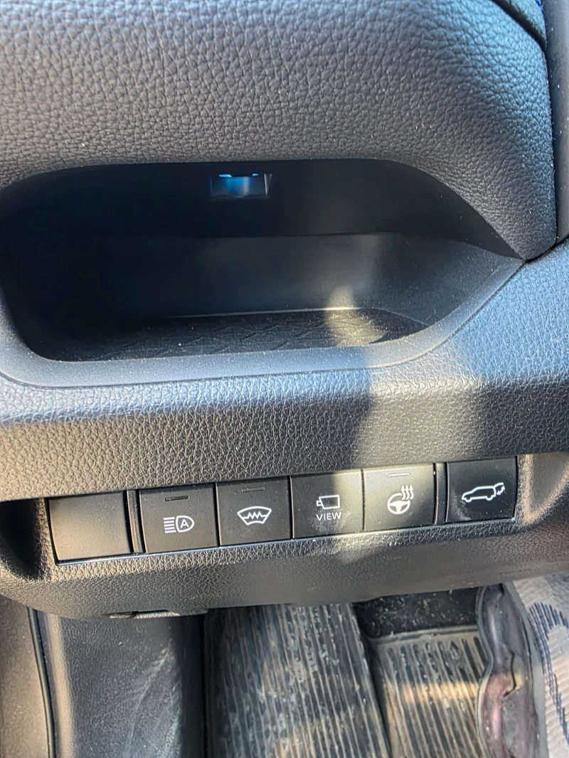 Toyota Rav4 2.5 Hybrid AWD, снимка 9 - Автомобили и джипове - 52859712