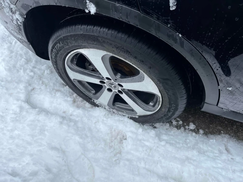 Mercedes-Benz GLC * 300 * CARFAX * БЕЗ ПЪРВОНАЧАЛНА ВНОСКА, снимка 7 - Автомобили и джипове - 53033227