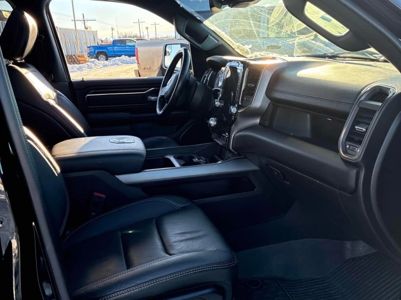 Dodge RAM 1500 * Sport * CARFAX * БЕЗ ПЪРВОНАЧАЛНА ВНОСКА, снимка 13 - Автомобили и джипове - 53091132