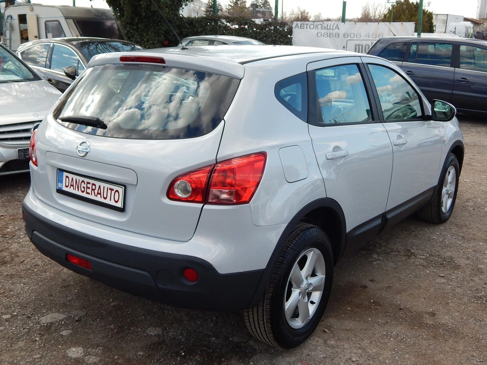 Nissan Qashqai 2.0DCI* 4X4* АВТОМАТИК*  - изображение 4