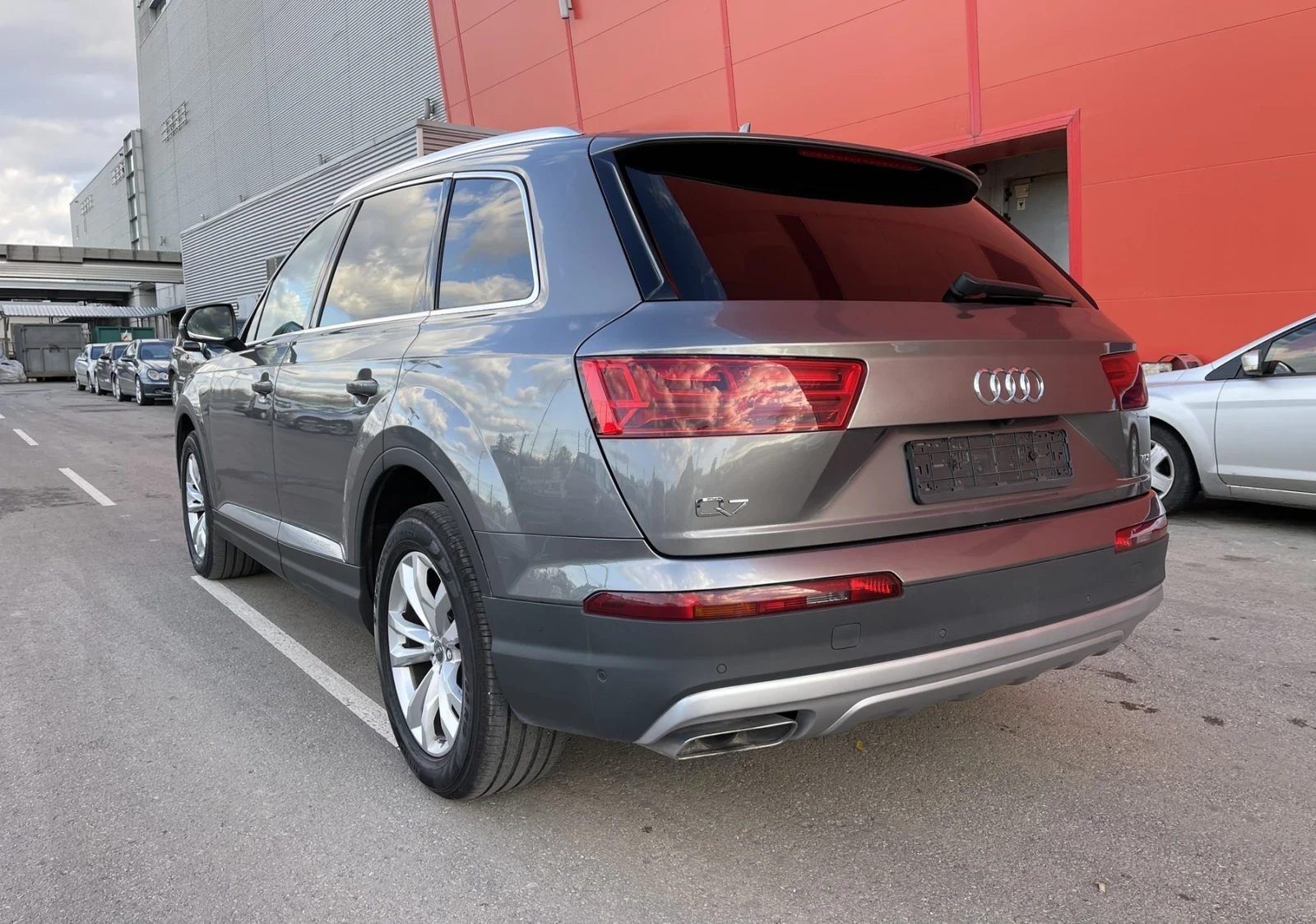 Audi Q7 3.0 TDI QUATTRO 272 к.с. KATO HOBA - изображение 7