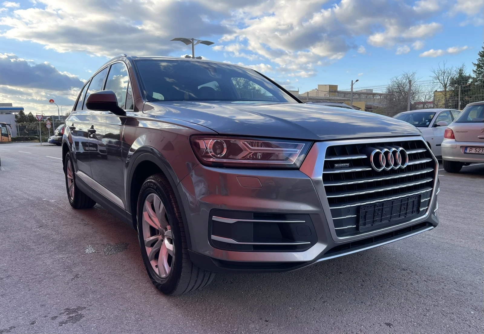 Audi Q7 3.0 TDI QUATTRO 272 к.с. KATO HOBA - изображение 3