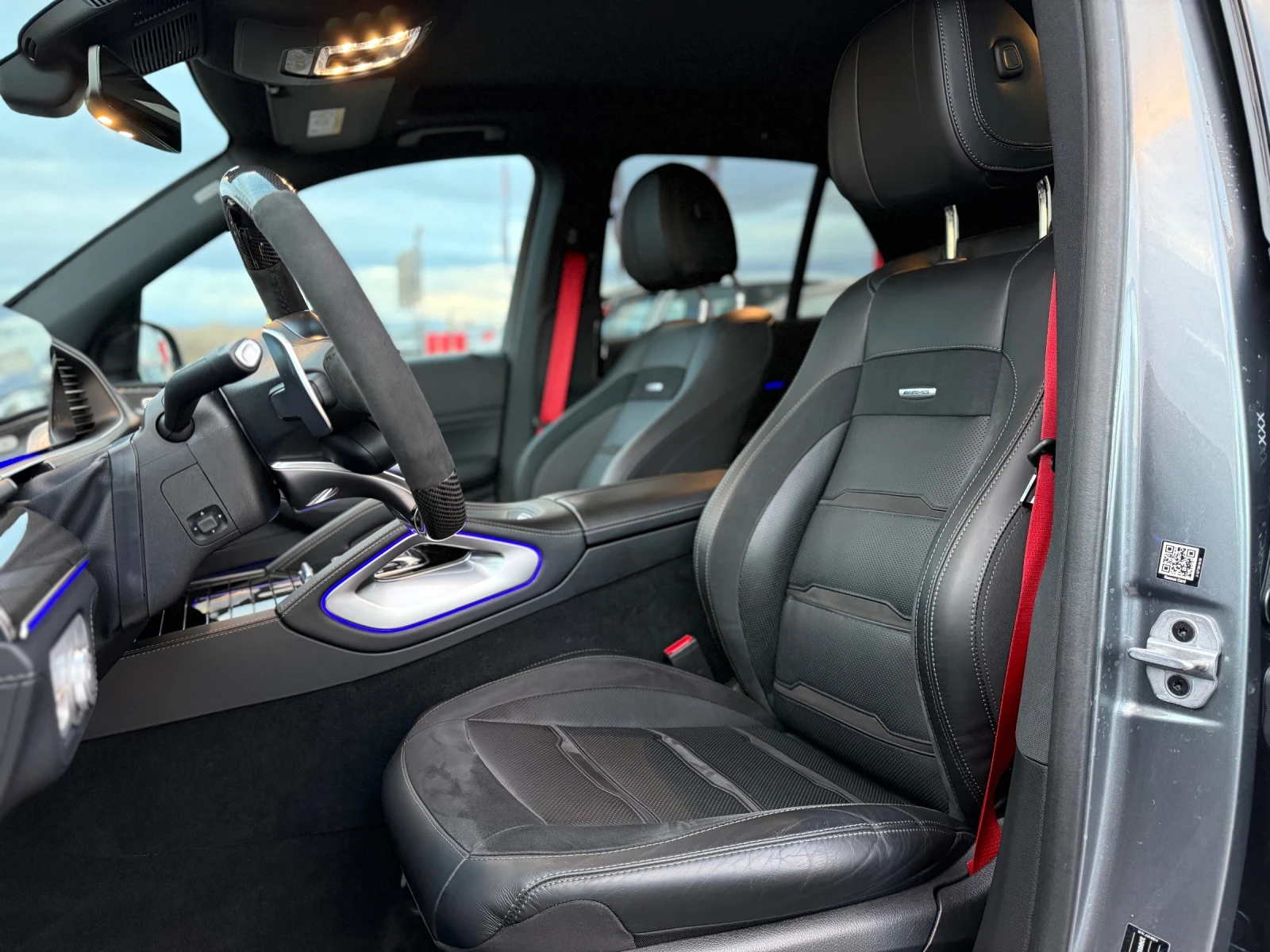 Mercedes-Benz GLE 63 S AMG * 22"* PANO* BURM* 360* HUD* CARBON* DISTR*  - изображение 8