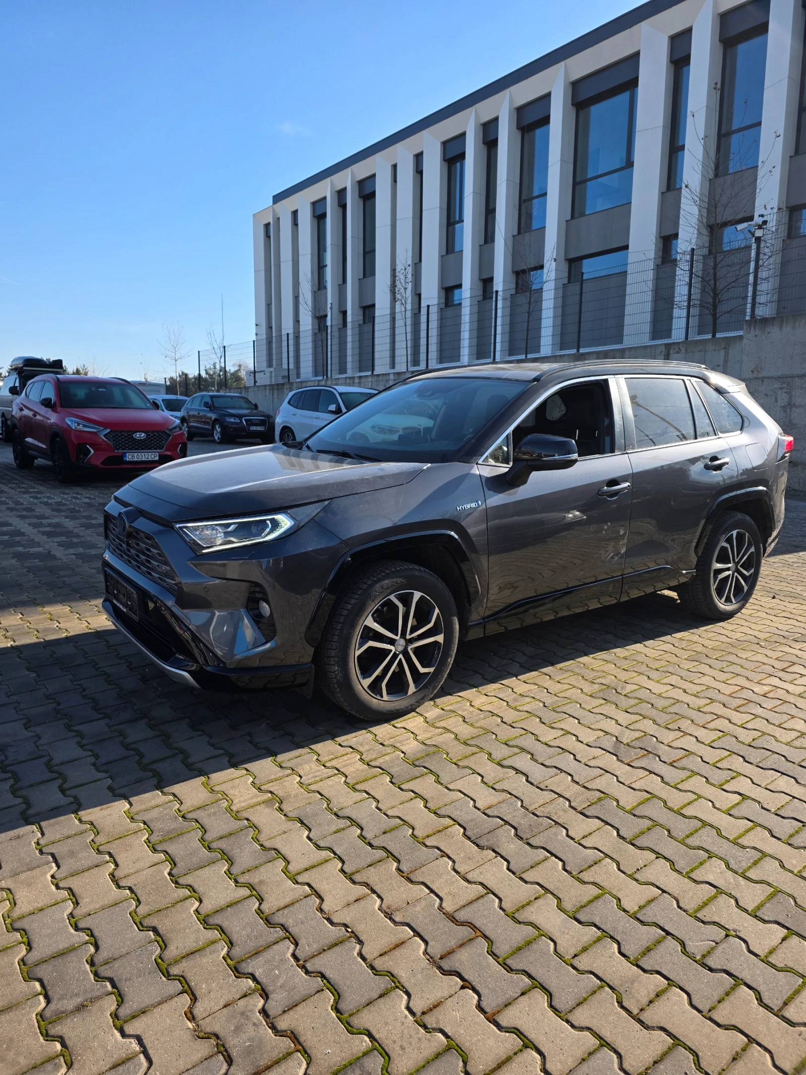 Toyota Rav4 2.5 Hybrid AWD - изображение 6