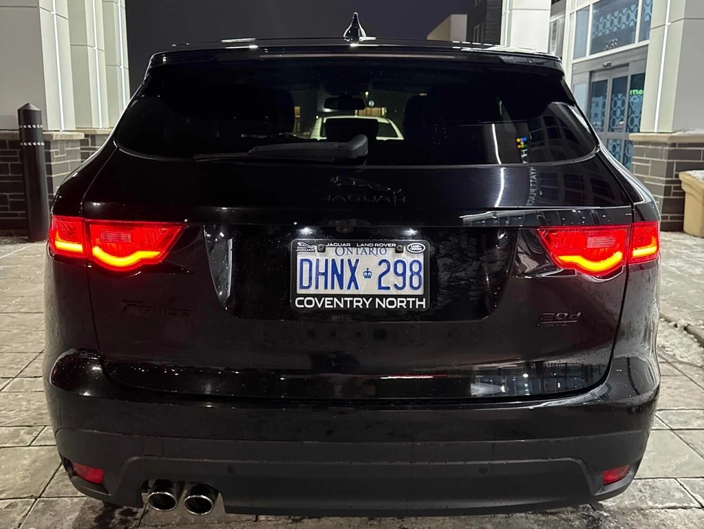 Jaguar F-PACE * AWD 4dr 20d Prestige * CARFAX * БЕЗ ПЪРВОНАЧАЛНА - изображение 4