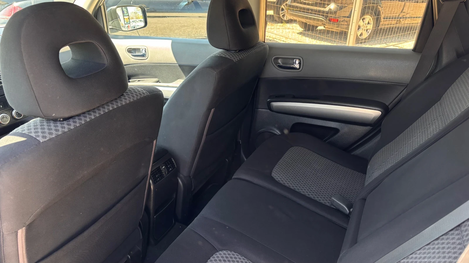 Nissan X-trail Нов внос от Италия 4х4 Автомат, снимка 6 - Автомобили и джипове - 54172779