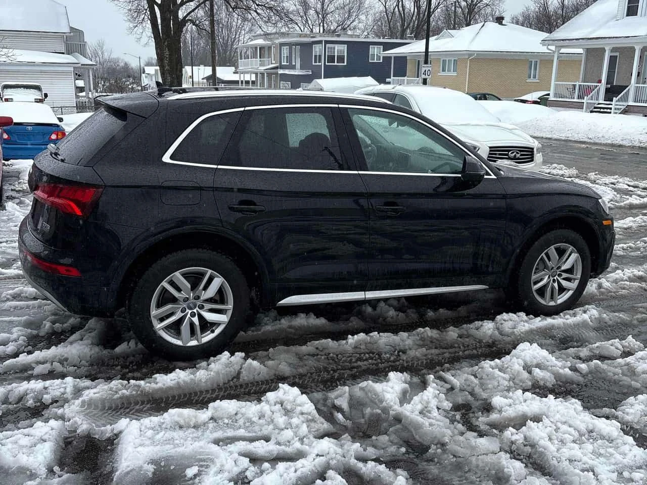 Audi Q5 Komfort| ПОДГРЕВИ| БЕЗ УДАРИ| CARFAX, снимка 4 - Автомобили и джипове - 54429207