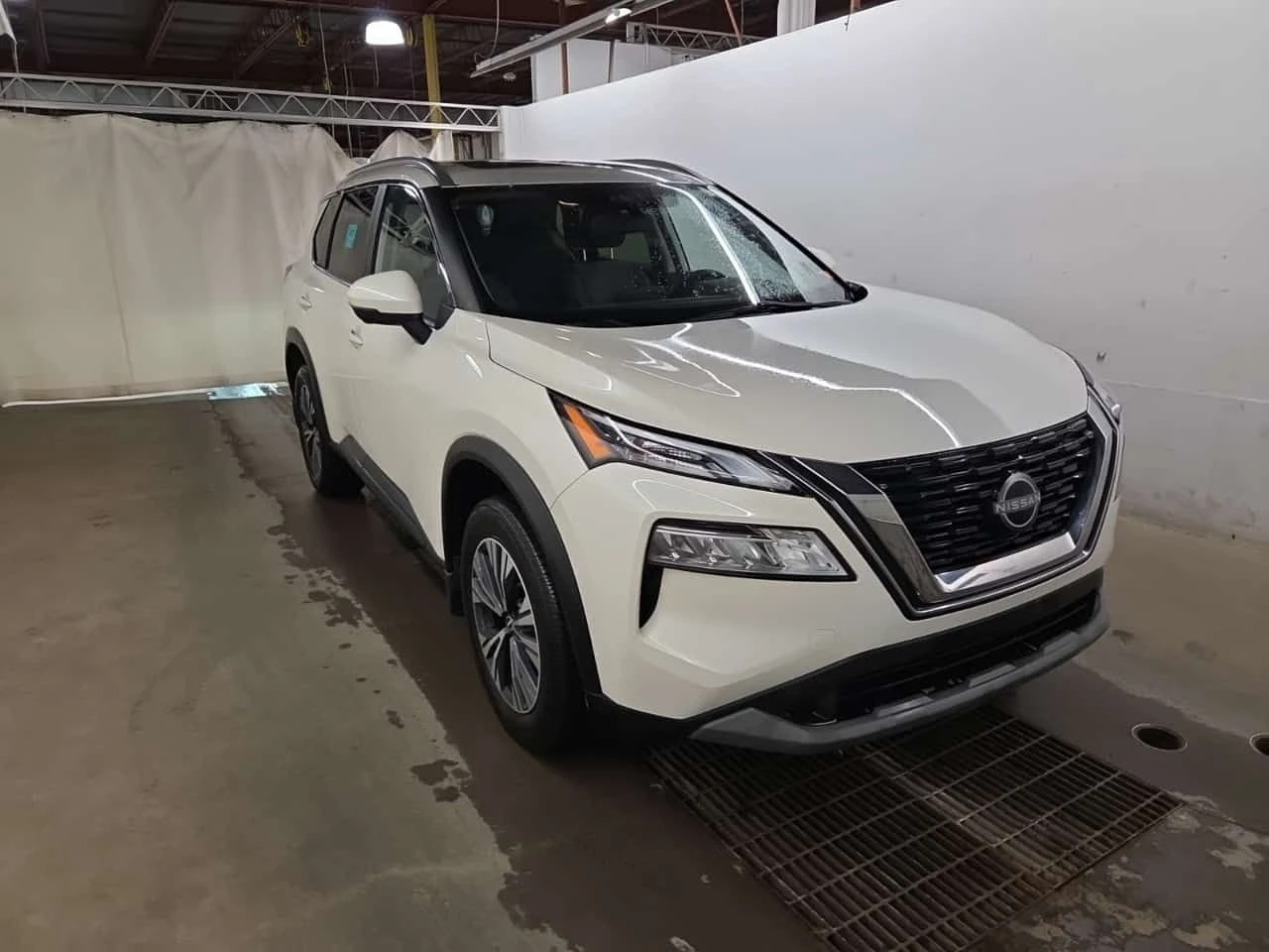 Nissan Rogue * AWD SV * CARFAX * ���� * KEYLESS * ������� | Mobile.bg � ����������� 1