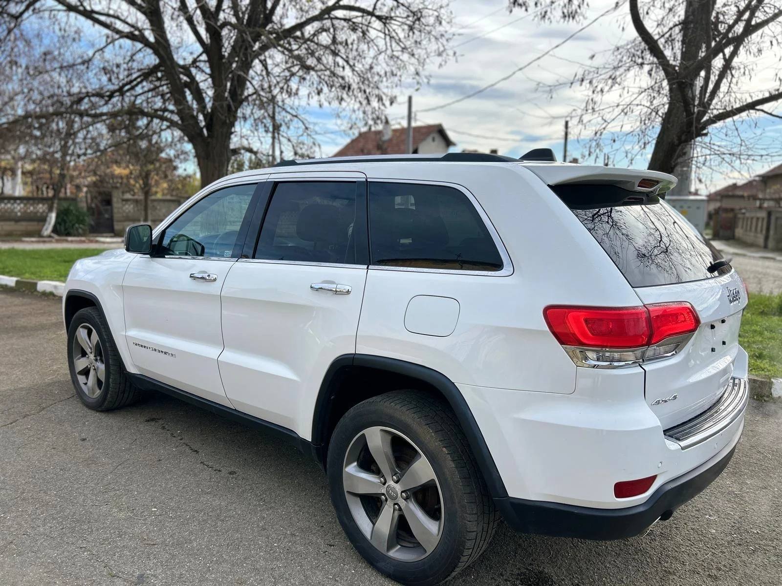 Jeep Grand cherokee, снимка 2 - Автомобили и джипове - 54874654