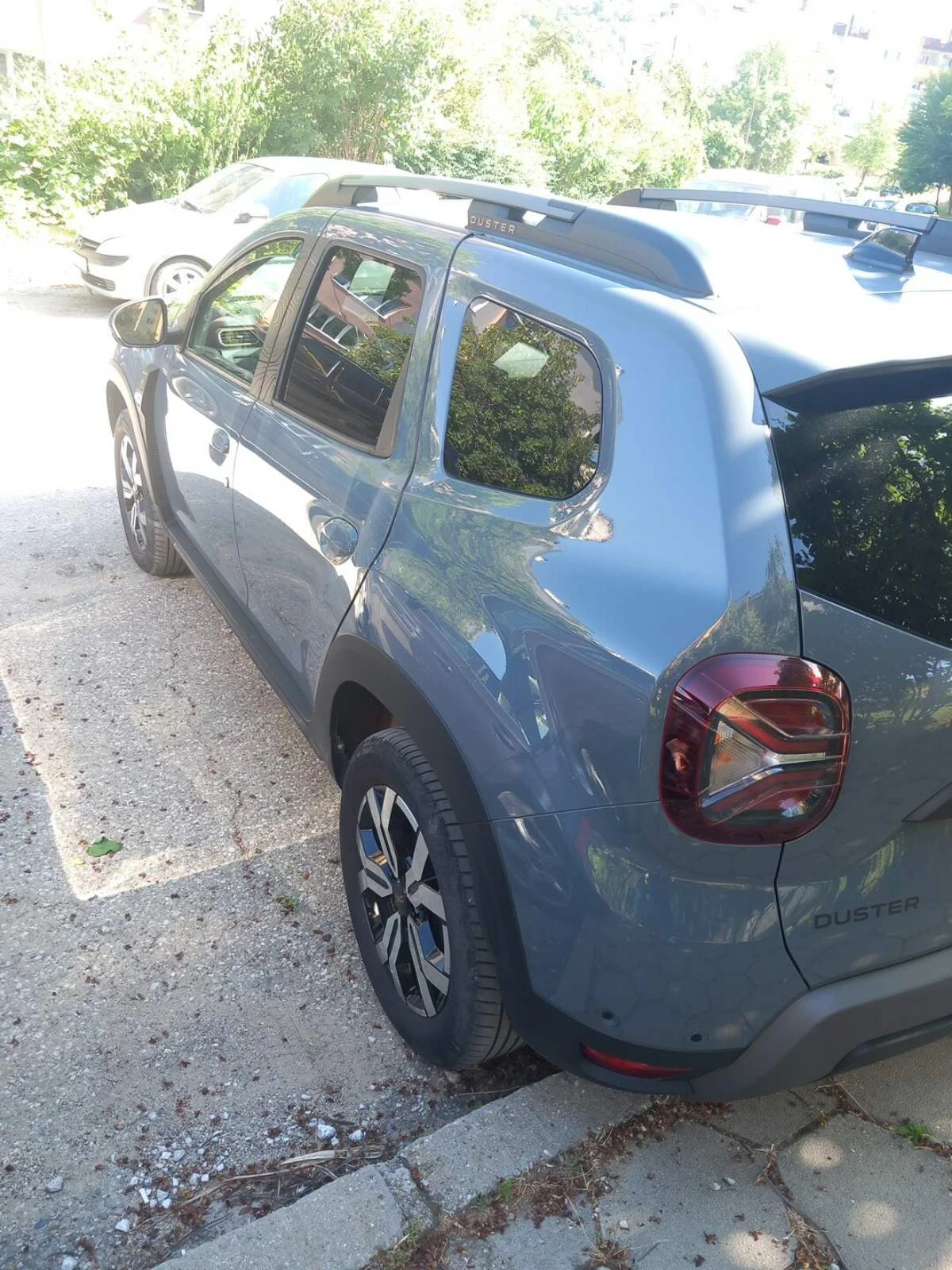 Dacia Duster, снимка 9 - Автомобили и джипове - 55268471