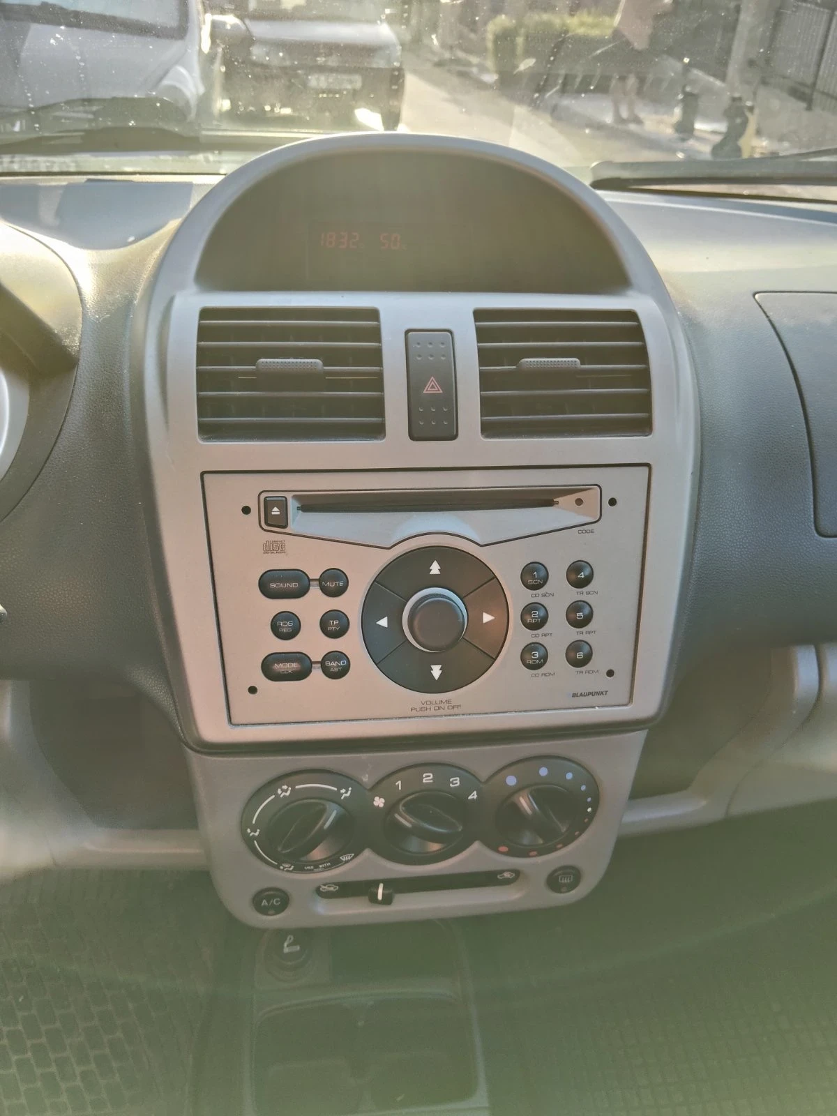 Suzuki Ignis 1.3 GL 4x4 , снимка 5 - Автомобили и джипове - 55385181
