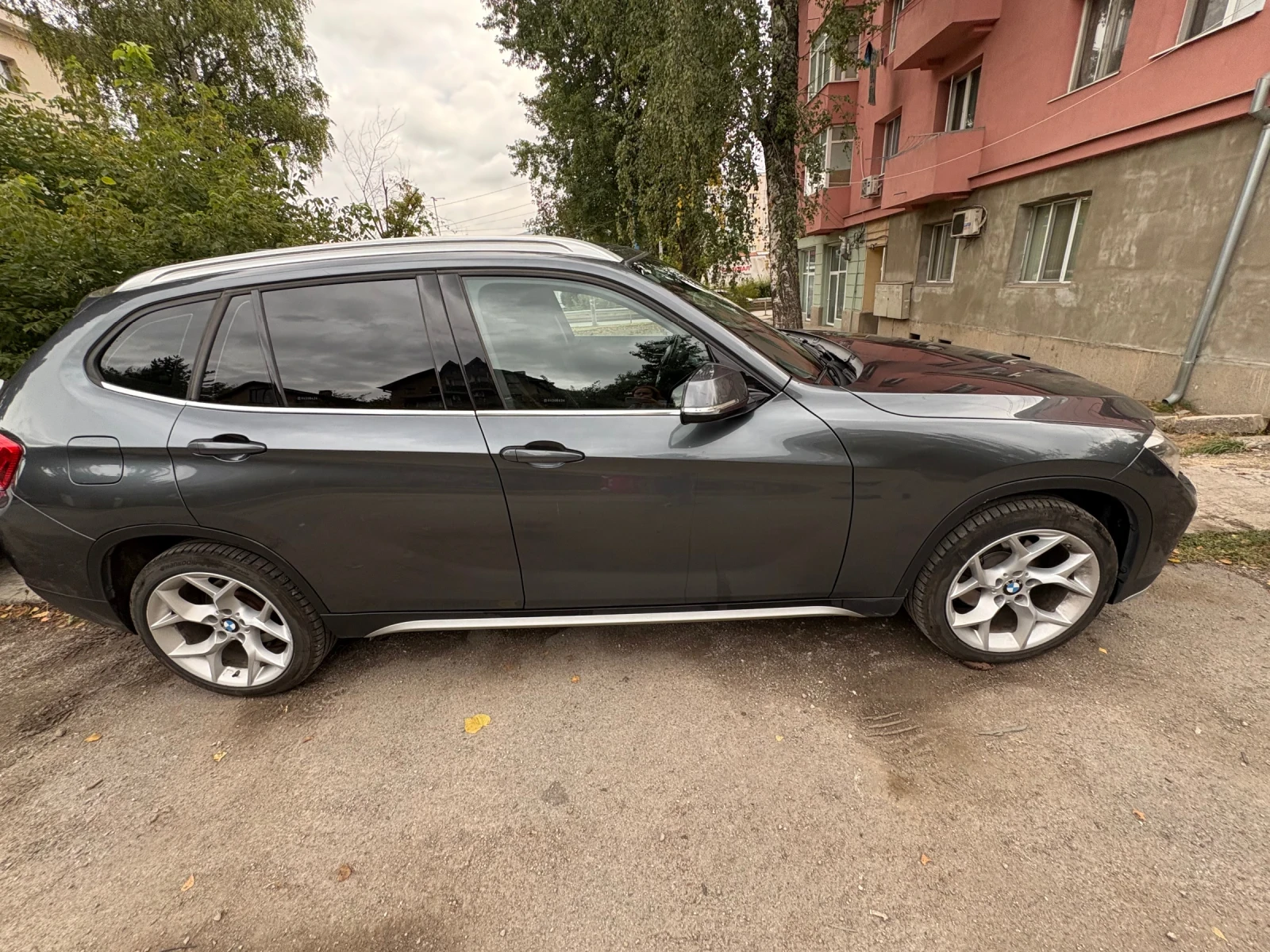 BMW X1 18D, снимка 2 - Автомобили и джипове - 56279184
