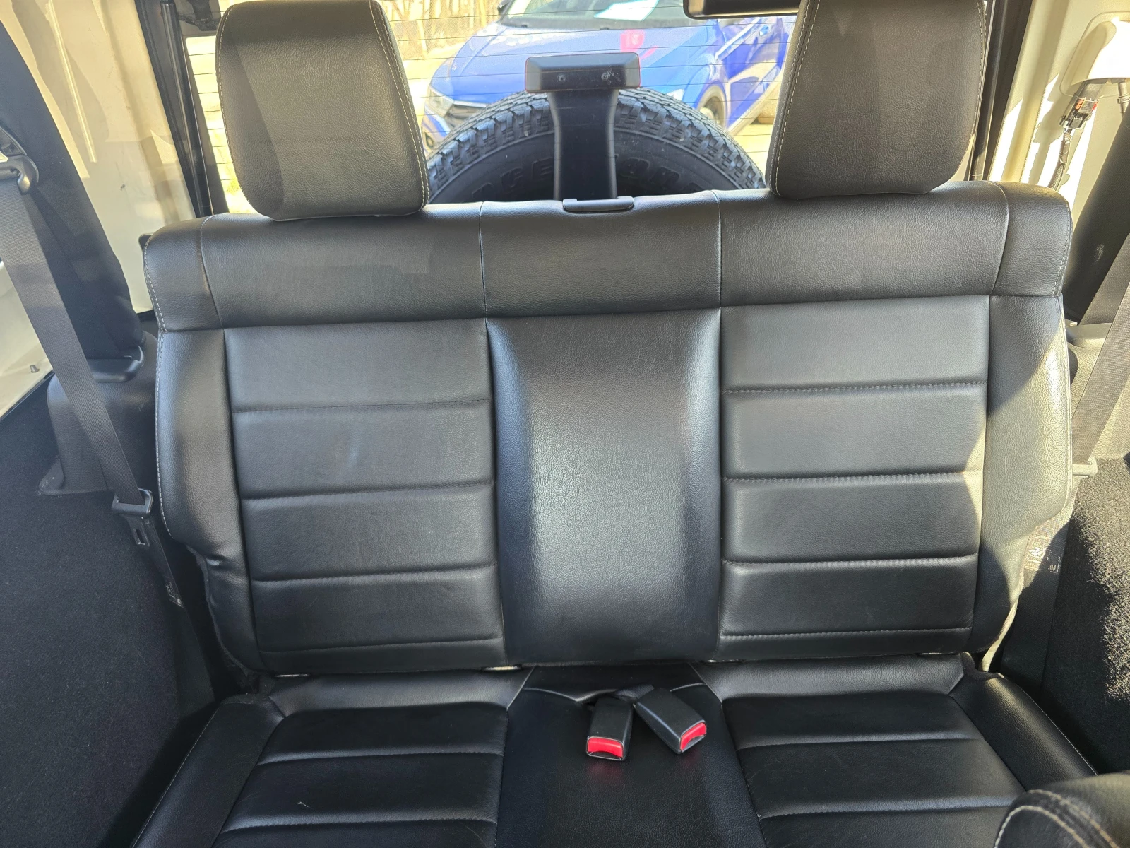 Jeep Wrangler SAHARA 2.8CRD| 200к.с| АВТОМАТИК| БЛОКАЖ, снимка 11 - Автомобили и джипове - 56323833