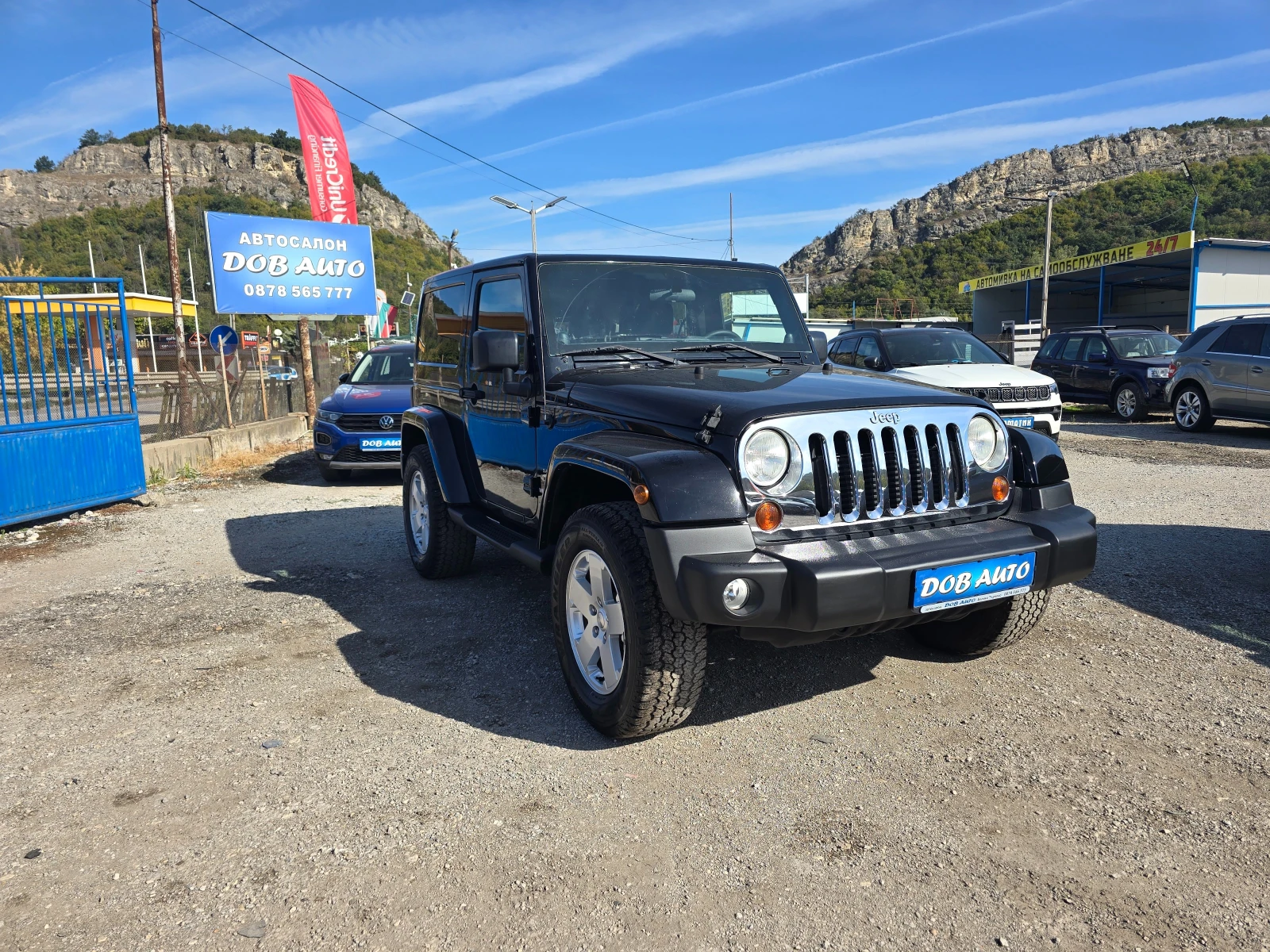 Jeep Wrangler SAHARA 2.8CRD| 200к.с| АВТОМАТИК| БЛОКАЖ, снимка 2 - Автомобили и джипове - 56323833