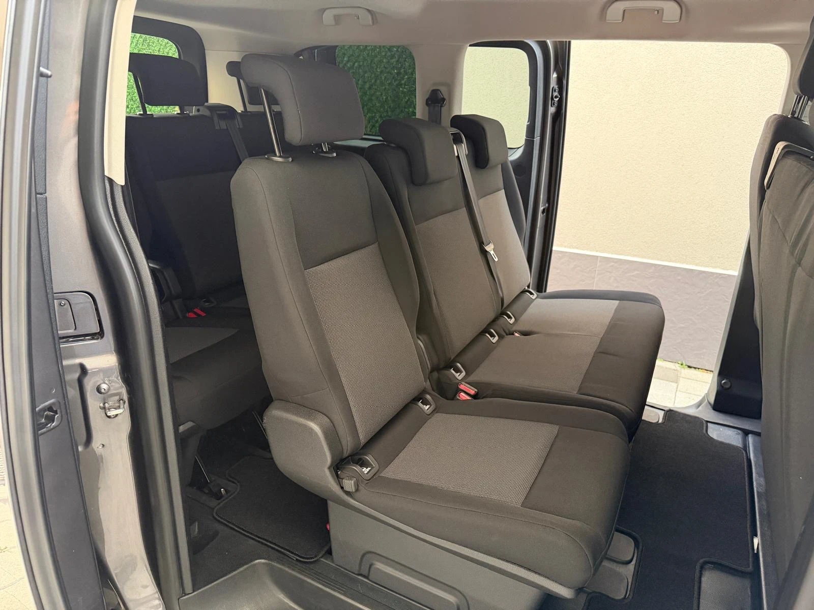 Toyota Proace Proace verso , 9 ������  | Mobile.bg � ����������� 13