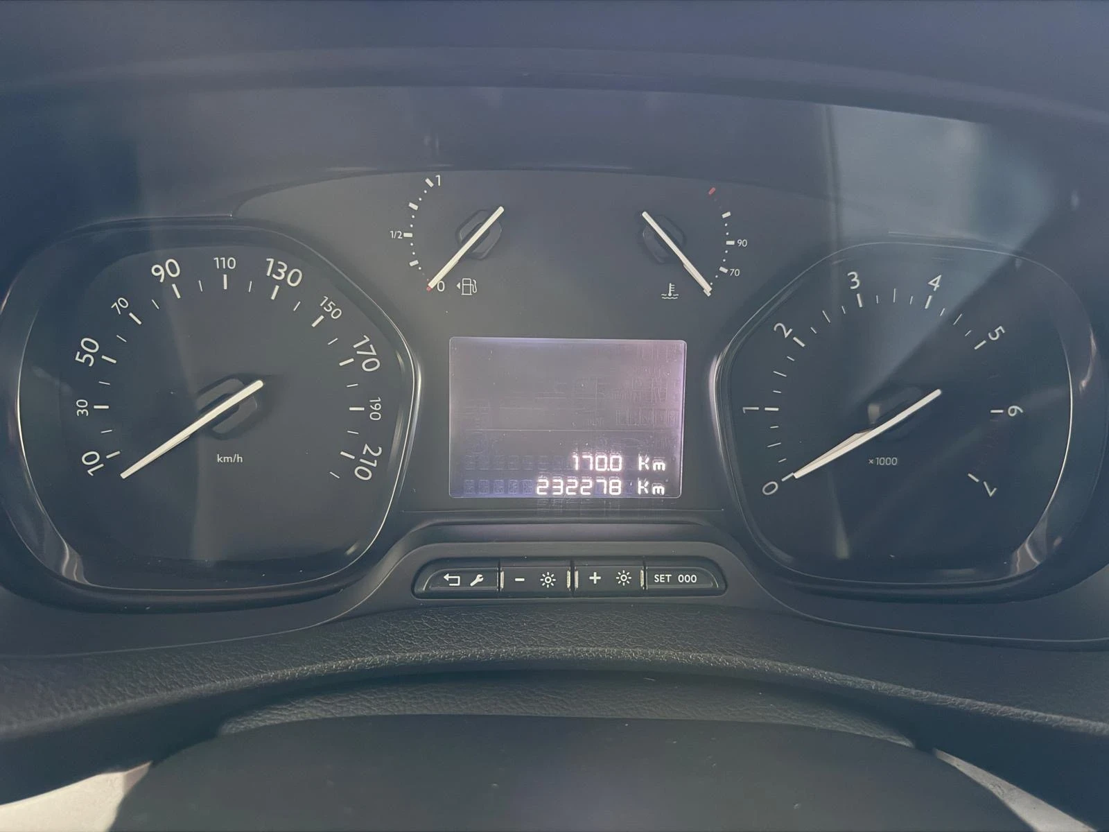 Toyota Proace Proace verso , 9 ������  | Mobile.bg � ����������� 16