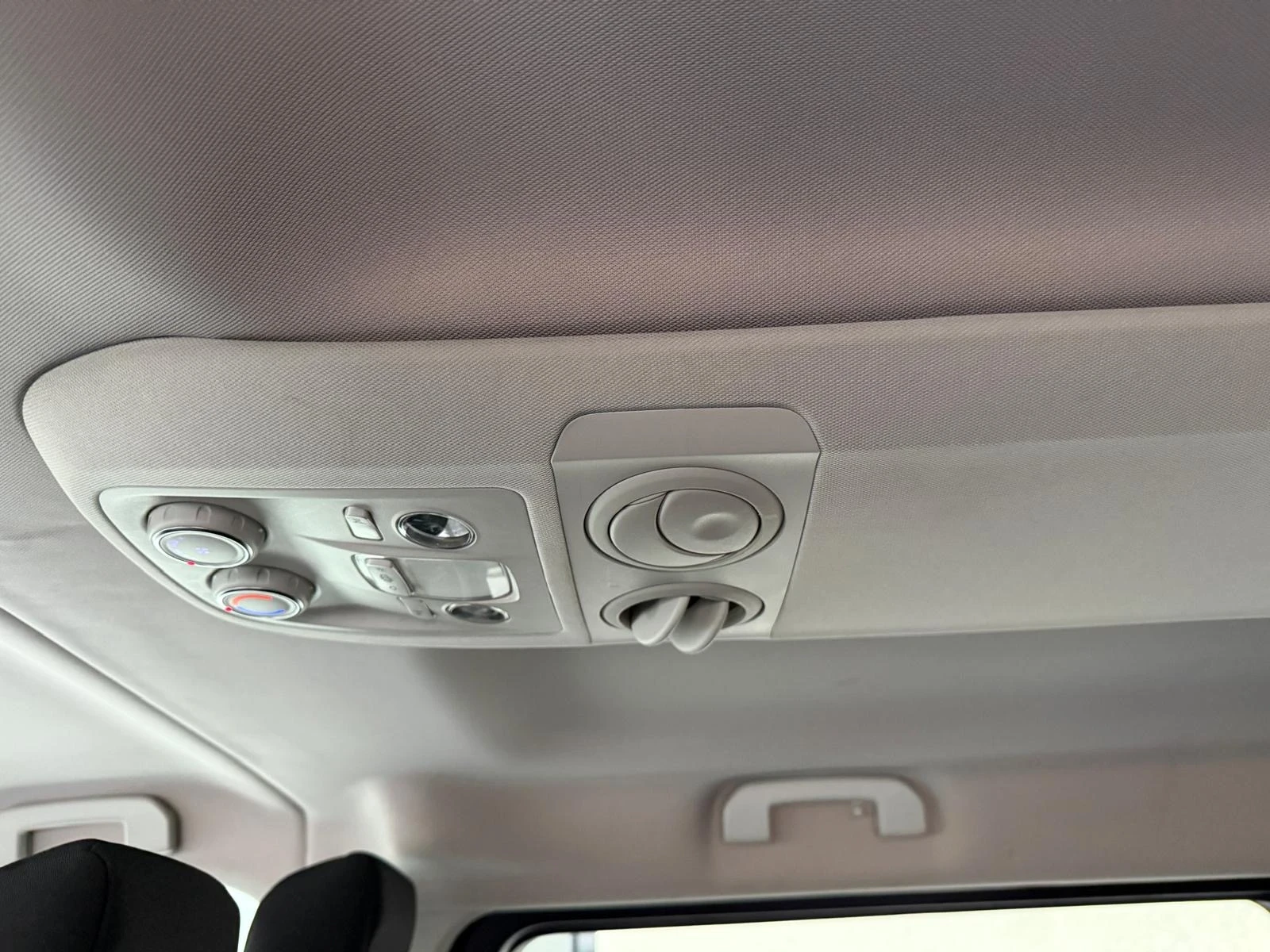 Toyota Proace Proace verso , 9 местна  - изображение 10