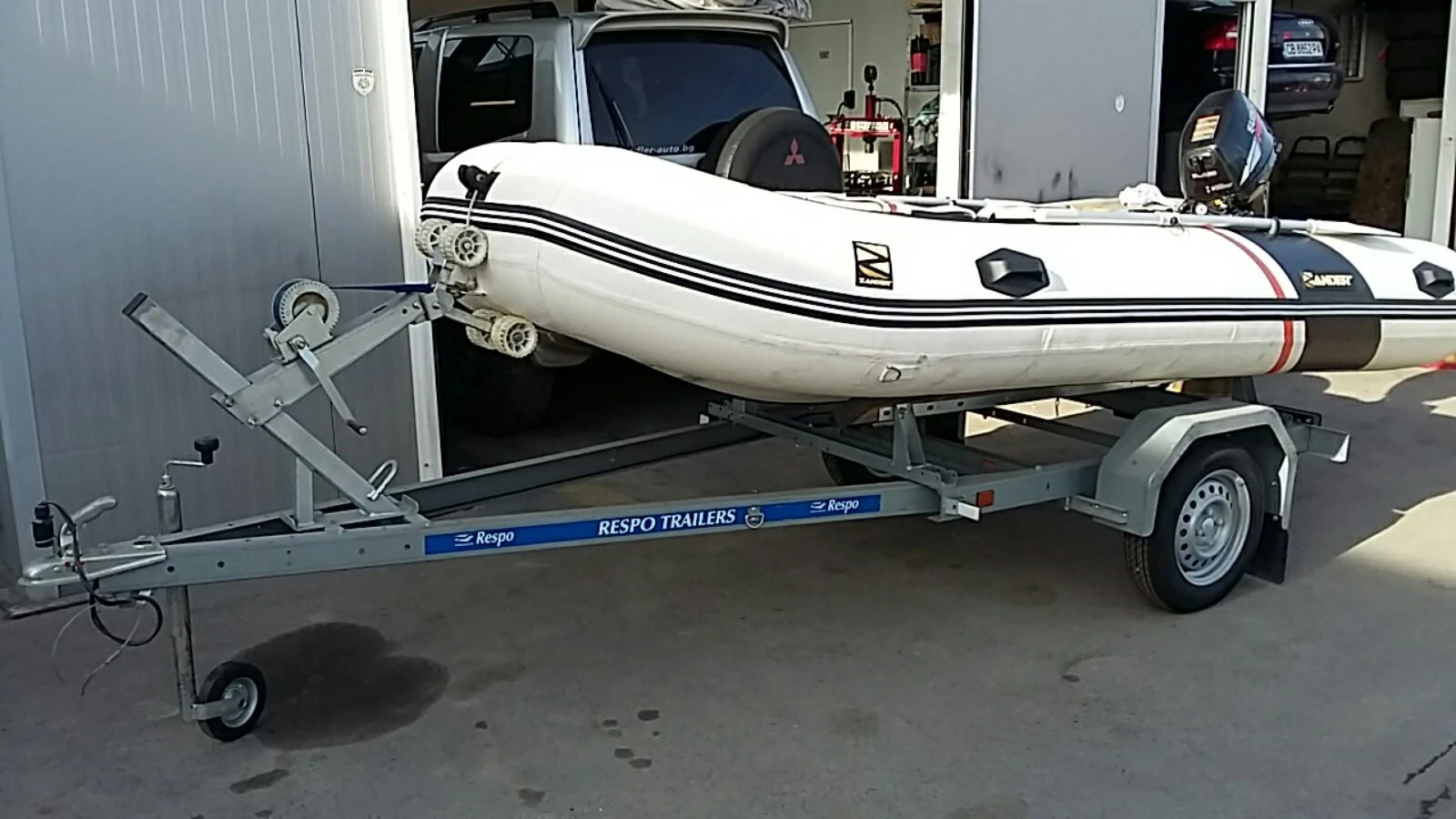 Надуваема лодка Zander 390 - изображение 4