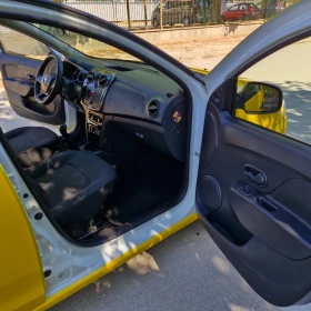 Dacia Sandero | Mobile.bg    9