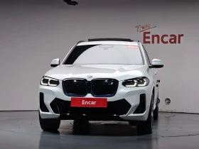 ������ BMW iX3