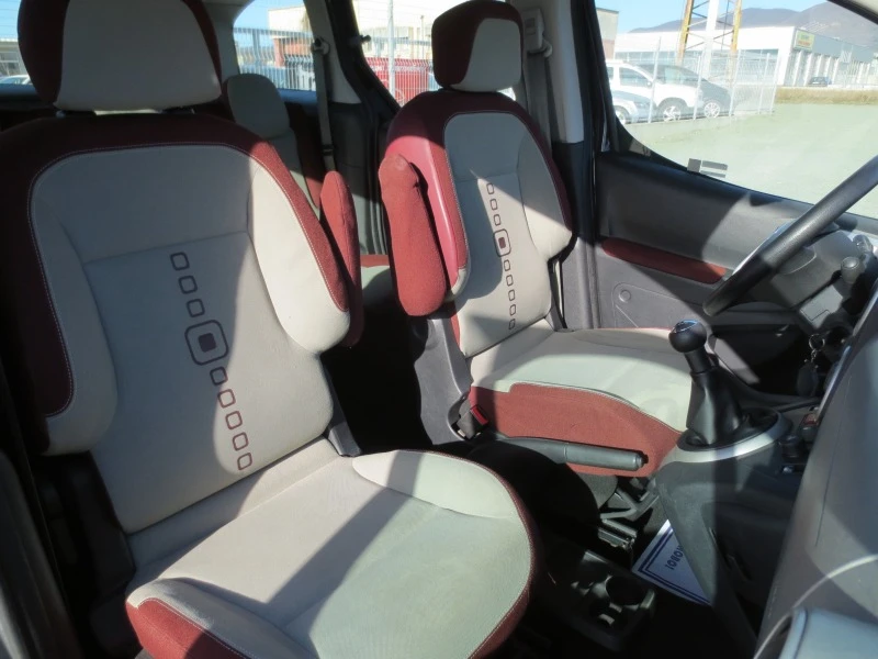 Citroen Berlingo 1.6 HDI , снимка 15 - Автомобили и джипове - 44158549