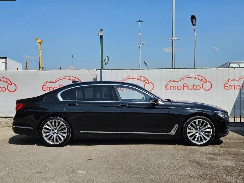 BMW 740 LD/xDrive/FULL Екстри/HEAD UP/h-kardon/360 КАМЕРА, снимка 2 - Автомобили и джипове - 45236359