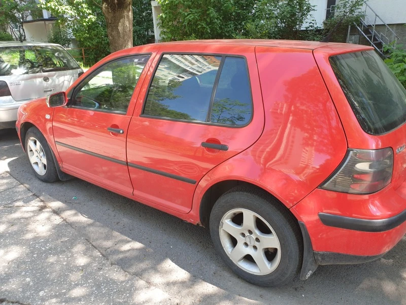 VW Golf, снимка 13 - Автомобили и джипове - 45640859