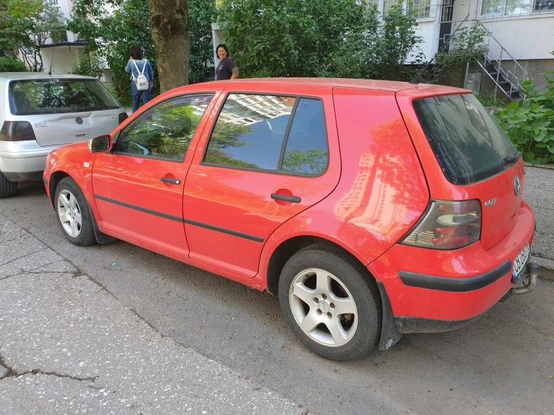 VW Golf, снимка 4 - Автомобили и джипове - 45640859