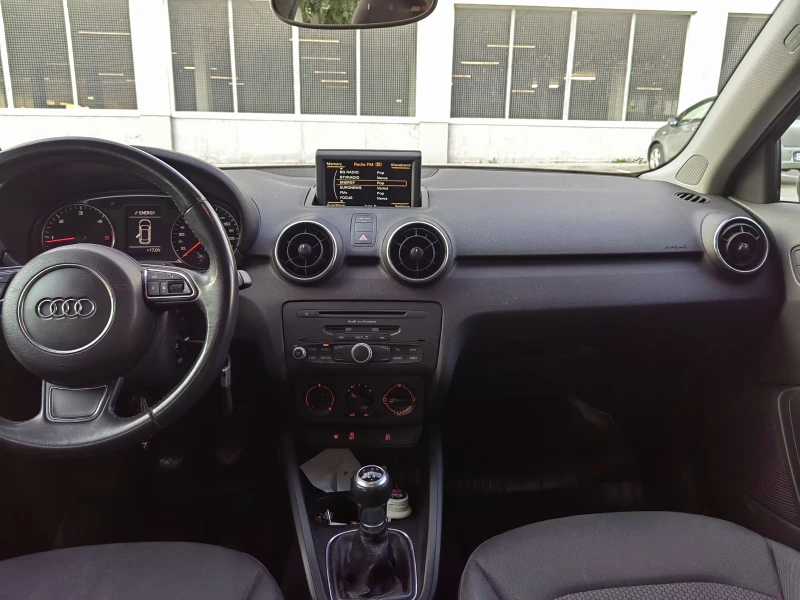 Audi A1 Sportback TDI, снимка 7 - Автомобили и джипове - 47113697