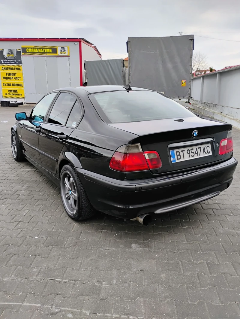 BMW 320 320d, снимка 8 - Автомобили и джипове - 48486407