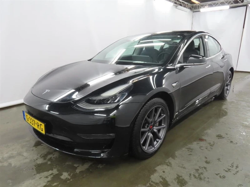 Tesla Model 3  4х4 Европейска Гаранция, снимка 1 - Автомобили и джипове - 49128780