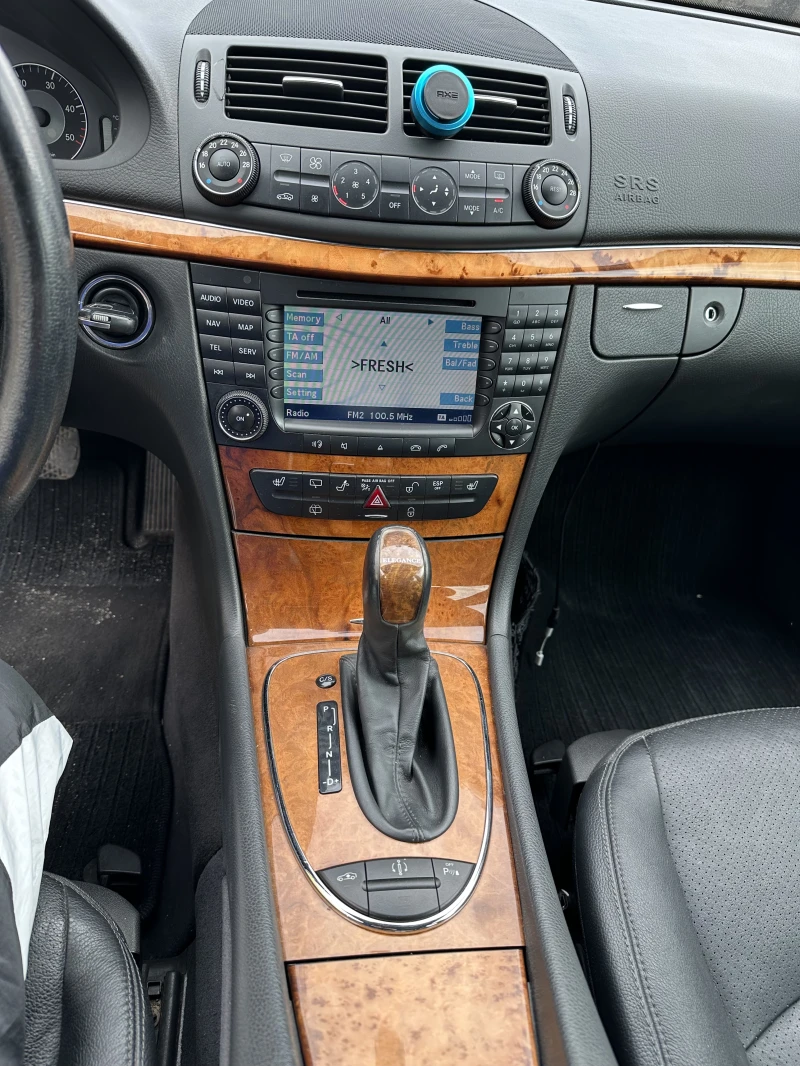 Mercedes-Benz E 320 7G Tronic | Airmatic, снимка 9 - Автомобили и джипове - 52618775