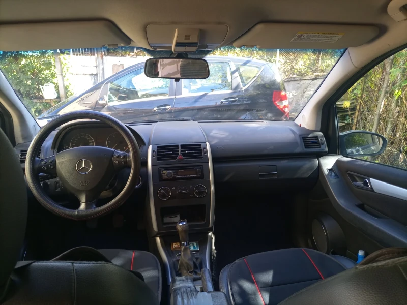 Mercedes-Benz A 180, снимка 5 - Автомобили и джипове - 51951600