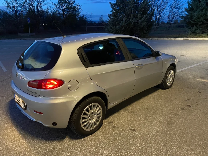 Alfa Romeo 147 1.6 16V twin spark Нова Газова уредба, снимка 2 - Автомобили и джипове - 52408110