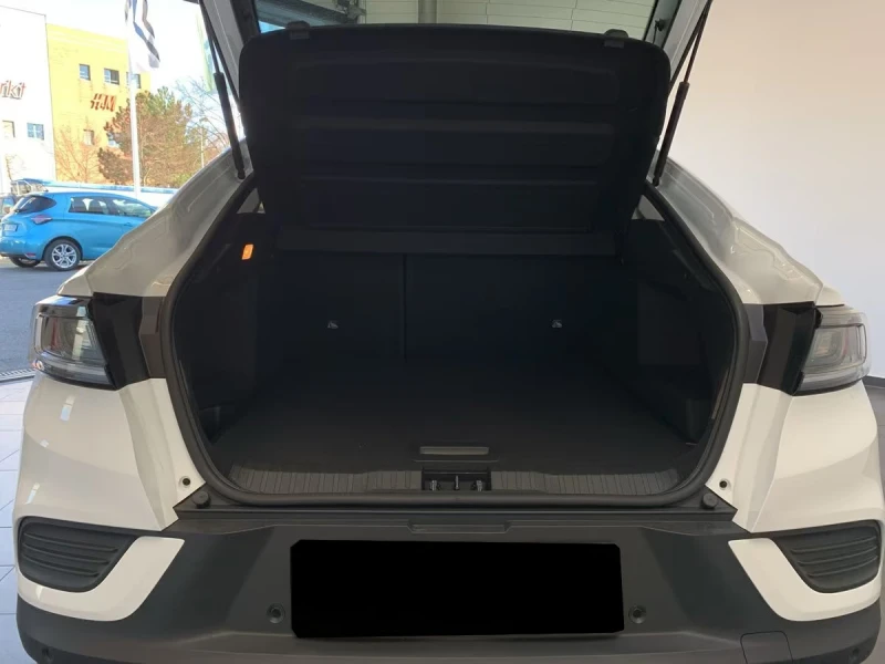 Renault Arkana НОВ!/MHEV/140HP/EVOLUTION/CAM/LED/KLESS/DIGI/508g, снимка 16 - Автомобили и джипове - 52212503