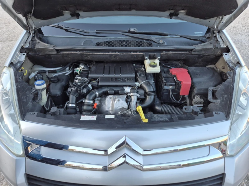 Citroen Berlingo 1.6 HDI-Италия, снимка 12 - Автомобили и джипове - 52265410
