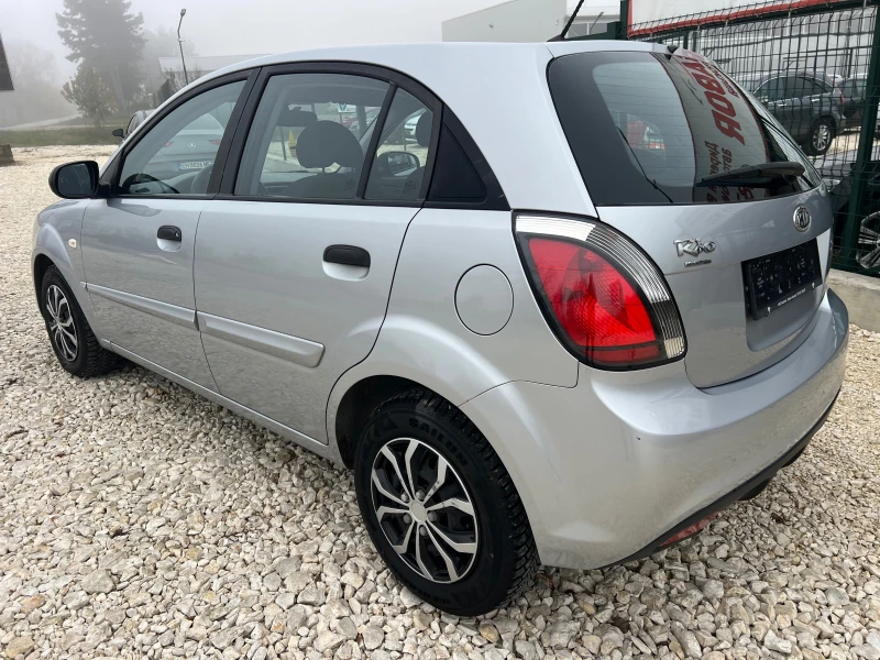 Kia Rio 1.4i/75p.s-Facelift-Klima, снимка 4 - Автомобили и джипове - 52436143
