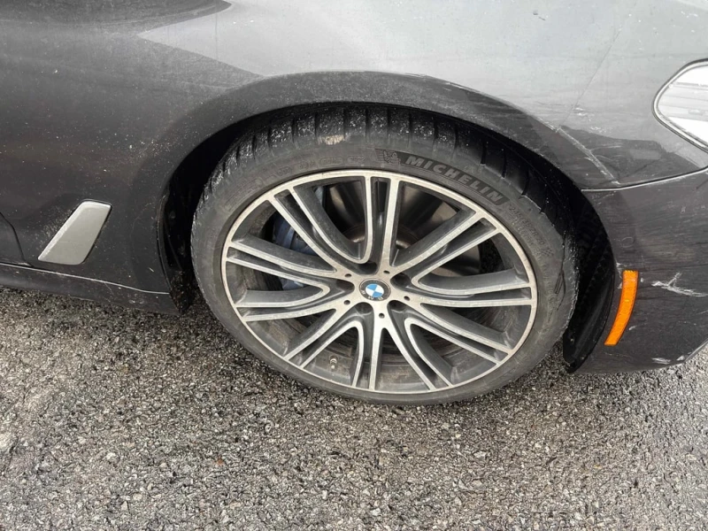 BMW 540 * 540i xDrive * CARFAX * БЕЗ ПЪРВОНАЧАЛНА ВНОСКА, снимка 7 - Автомобили и джипове - 52702922