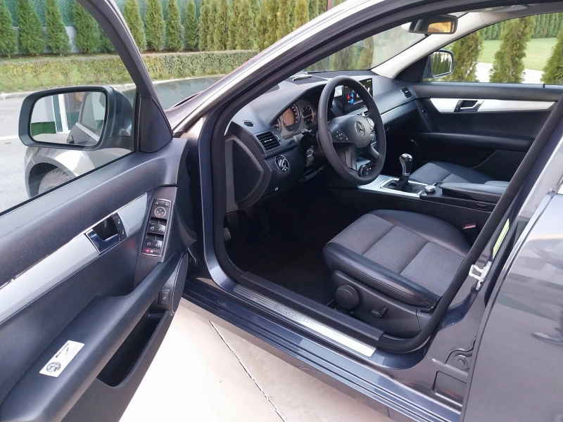 Mercedes-Benz C 200 2.2-CDI/ NAVI+ Xeno/Avantgard-ОМ646, снимка 12 - Автомобили и джипове - 52850466